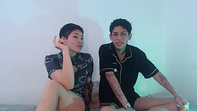 Sebas And Mila online show from 09/17/25, 04:30