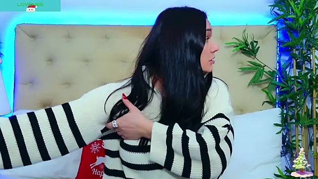 DaliyaArabian online show from 12/17/25, 01:17