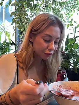 Myrtle Beach online show from 12/15/24, 11:34