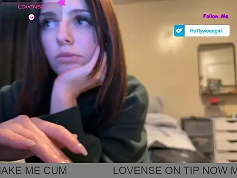 stellasmall online show from 01/07/25, 02:51