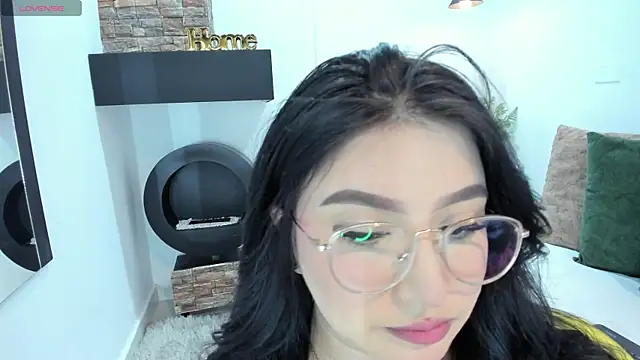 Snapshot of _nina_sweet chatting on 10/10/25, 12:04 nina sweet online show from 10/10/25, 12:04