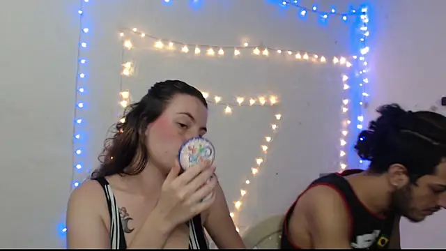 Snapshot of Calypso_and_Dimitri chatting on 01/23/25, 03:37 Calypso and Dimitri online show from 01/23/25, 03:37