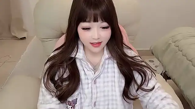 Snapshot of Lucky-Anna001 chatting on 02/12/25, 09:31 Lucky-Anna001 online show from 02/12/25, 09:31