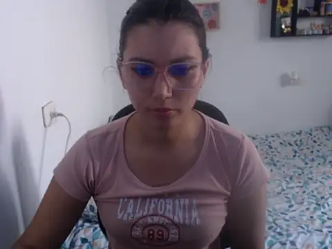 HannaKlein online show from 12/20/24, 01:54