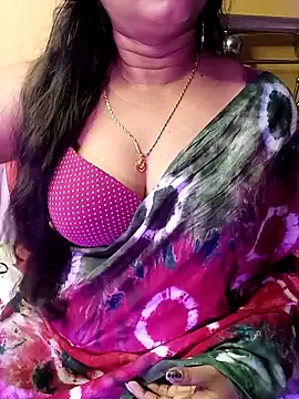 ella mariya online show from 12/12/24, 05:04