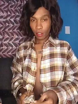 hoittytoittyxx online show from 07/03/26, 08:04