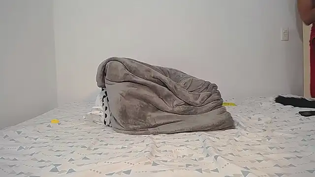 Snapshot of TommyMyler chatting on 01/25/25, 05:51 TommyMyler online show from 01/25/25, 05:51