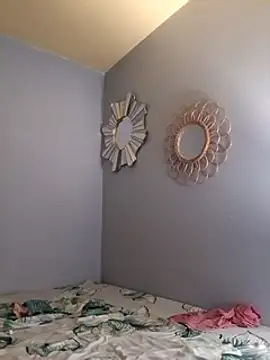 Snapshot of chris_sbh chatting on 02/06/25, 02:11 chris sbh online show from 02/06/25, 02:11