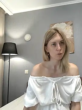 AvelinaLeoni online show from 09/09/25, 05:29