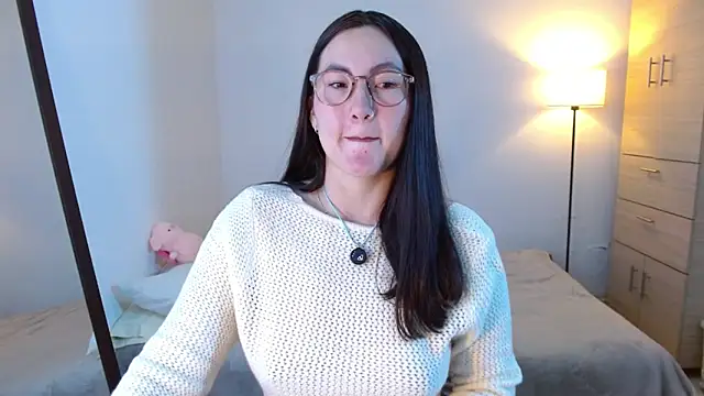 Snapshot of Elle_Lee_ chatting on 03/29/26, 05:29 Elle Lee online show from 03/29/26, 05:29