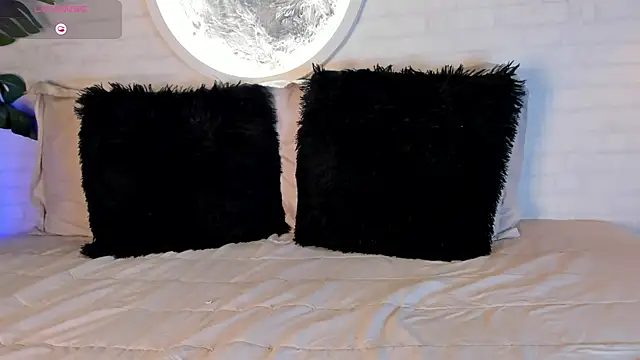 Elise Diamond online show from 03/01/25, 02:04