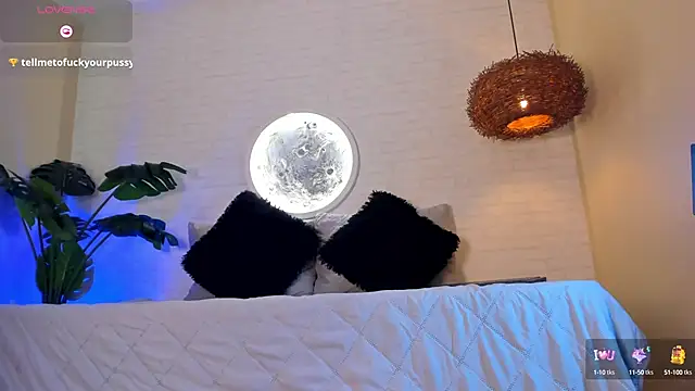 Elise Diamond online show from 03/16/25, 02:44