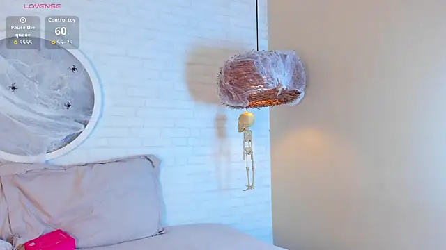 Elise Diamond online show from 10/18/25, 11:27