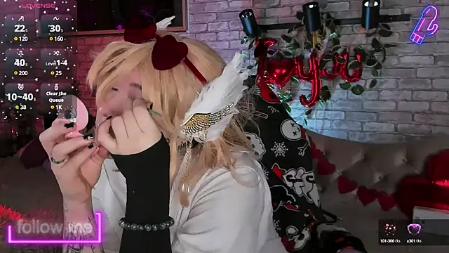 Snapshot of Alex_Howell chatting on 02/10/25, 08:53 Alex Howell online show from 02/10/25, 08:53