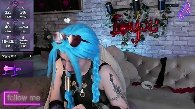 Snapshot of Alex_Howell chatting on 02/13/25, 02:23 Alex Howell online show from 02/13/25, 02:23