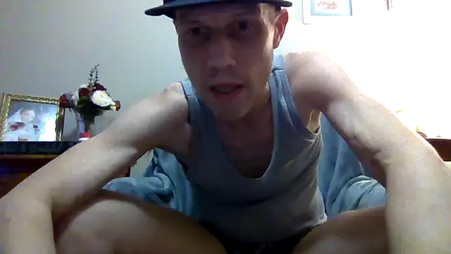 Snapshot of kollzCloudzz chatting on 06/20/26, 04:15 kollzCloudzz online show from 06/20/26, 04:15
