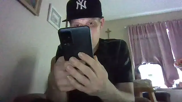 Snapshot of kollzCloudzz chatting on 07/31/26, 11:42 kollzCloudzz online show from 07/31/26, 11:42
