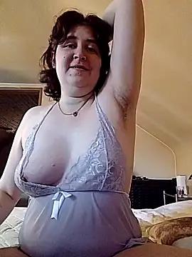 Snapshot of SexyLucie2024 chatting on 10/09/25, 07:17 SexyLucie2024 online show from 10/09/25, 07:17