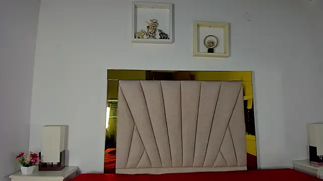 Snapshot of vahiolet_fuentes chatting on 02/24/26, 03:15 vahiolet fuentes online show from 02/24/26, 03:15