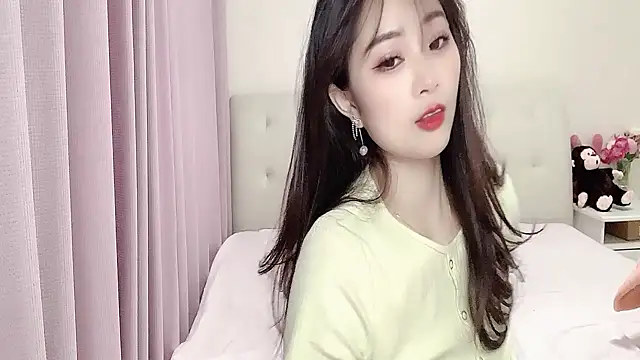 aisha123123 online show from 03/09/25, 01:56