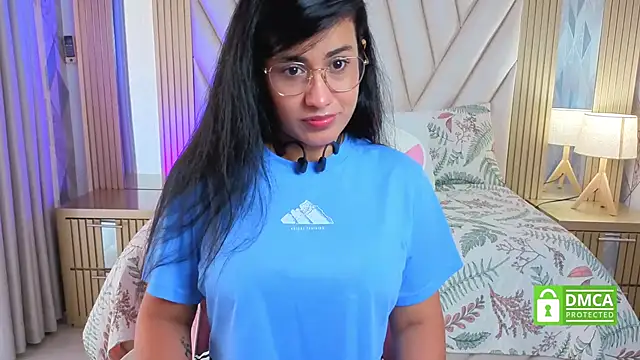 Miia harper  online show from 10/15/25, 11:32