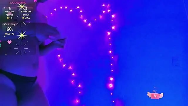 Snapshot of MavyStar chatting on 12/17/24, 02:55 MavyStar online show from 12/17/24, 02:55