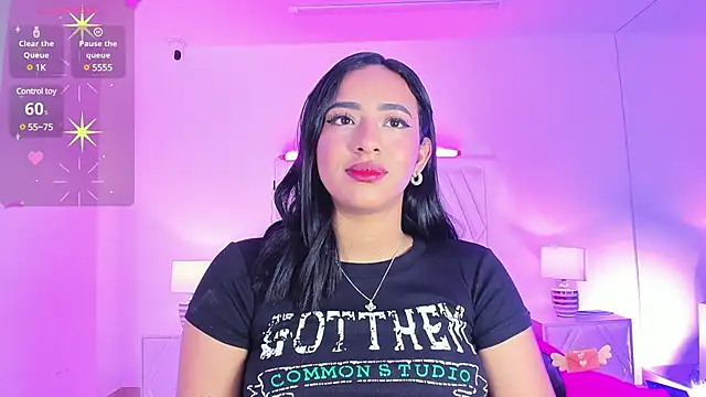 Snapshot of MavyStar chatting on 02/01/25, 11:54 MavyStar online show from 02/01/25, 11:54