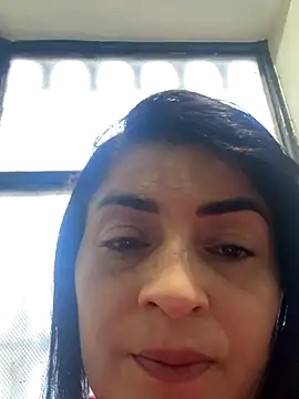 karenlennox1 online show from 11/08/25, 09:46