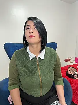 Snapshot of karenlennox1 chatting on 02/27/26, 11:05 karenlennox1 online show from 02/27/26, 11:05