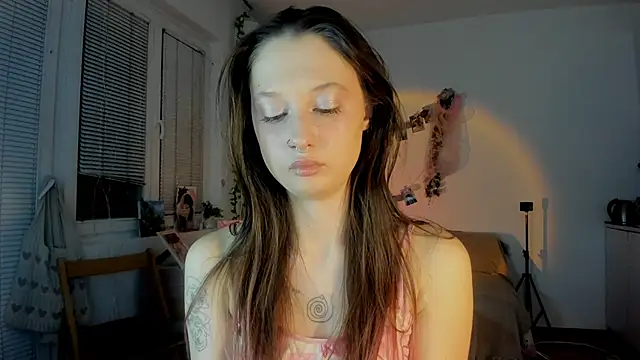 Snapshot of Jenny_darling_love chatting on 03/02/25, 07:02 Jenny darling love online show from 03/02/25, 07:02