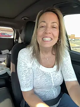 Snapshot of Cherry-red-xo chatting on 03/13/25, 08:54 Cherry-red-xo online show from 03/13/25, 08:54