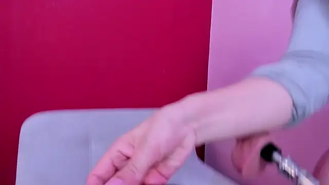 Kate bunny  online show from 09/25/25, 11:47