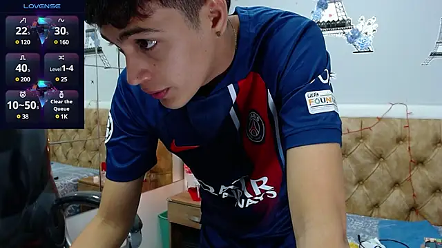 SkinnyBoy  online show from 02/01/25, 03:18