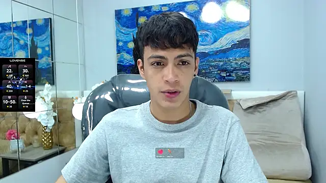 SkinnyBoy  online show from 09/24/25, 12:30