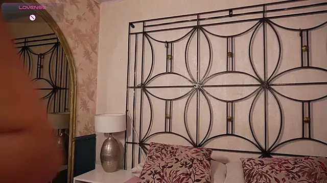 Sophia wilsonn  online show from 01/13/26, 11:15