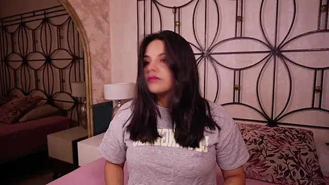 Sophia wilsonn  online show from 02/13/26, 10:44