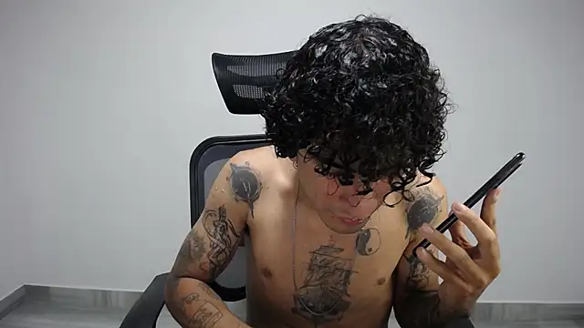 present the magic online show from 01/05/25, 06:02