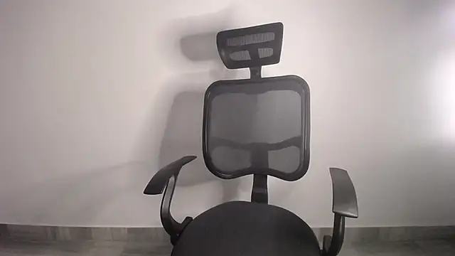 present the magic online show from 01/21/25, 01:08