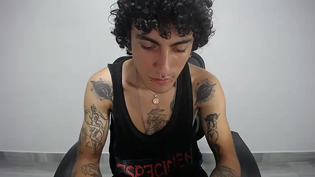 present the magic online show from 01/31/25, 05:19