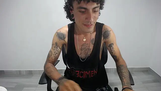 present the magic online show from 02/26/25, 04:25