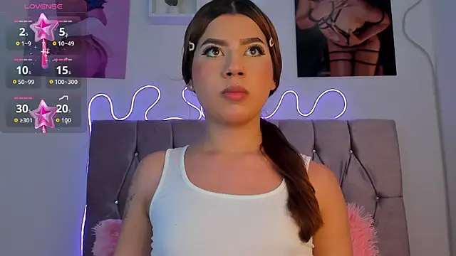 Snapshot of Ashley_piinkk_ chatting on 09/24/25, 12:41 Ashley piinkk  online show from 09/24/25, 12:41