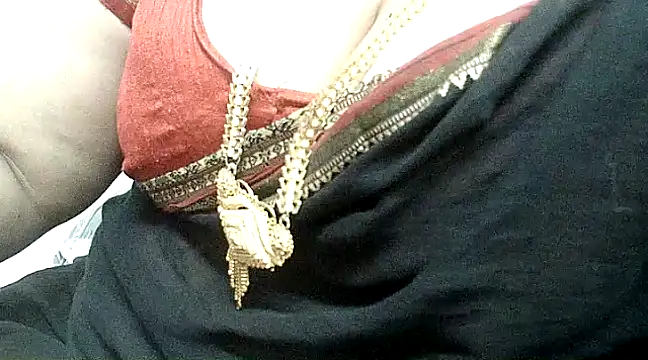 Snapshot of hot_pavitra chatting on 12/21/24, 05:51 hot pavitra online show from 12/21/24, 05:51