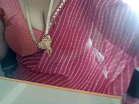 Snapshot of hot_pavitra chatting on 01/14/25, 05:30 hot pavitra online show from 01/14/25, 05:30