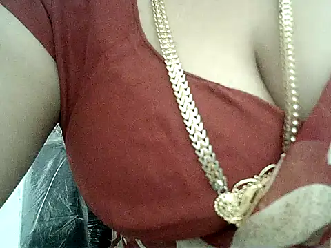 Snapshot of hot_pavitra chatting on 01/22/25, 05:59 hot pavitra online show from 01/22/25, 05:59