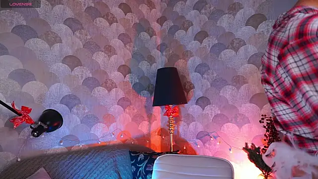 UmaTruewoman online show from 12/17/24, 12:22