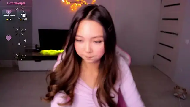 Snapshot of Fluffy_Rose chatting on 10/01/25, 11:49 Fluffy Rose online show from 10/01/25, 11:49