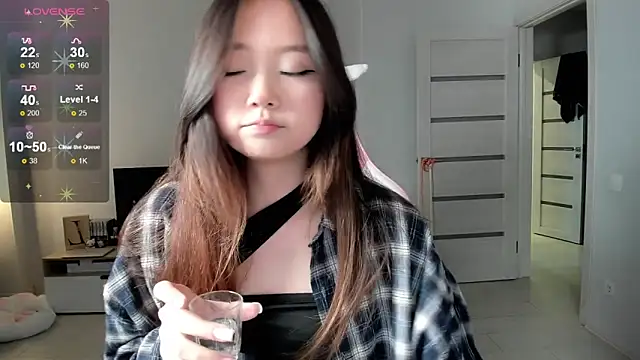 Fluffy Rose online show from 02/26/26, 06:01