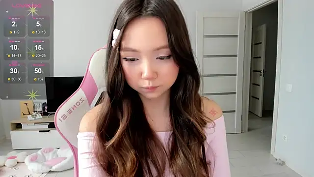 Snapshot of Fluffy_Rose chatting on 03/28/26, 03:50 Fluffy Rose online show from 03/28/26, 03:50