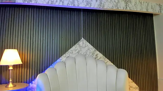 Snapshot of MeganDraco_ chatting on 01/31/25, 12:29 MeganDraco  online show from 01/31/25, 12:29