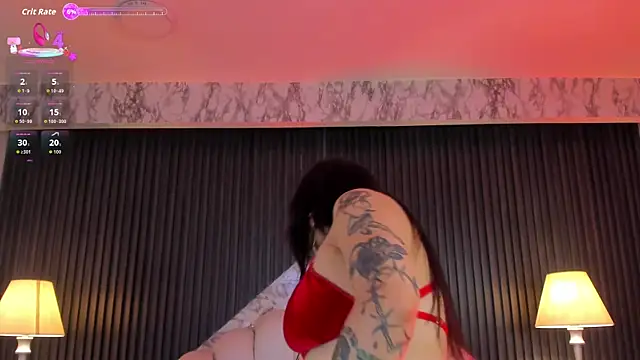 Snapshot of MeganDraco_ chatting on 09/19/25, 12:17 MeganDraco  online show from 09/19/25, 12:17